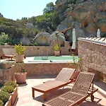 Narciso, Private Pool, A/c, Privacy *