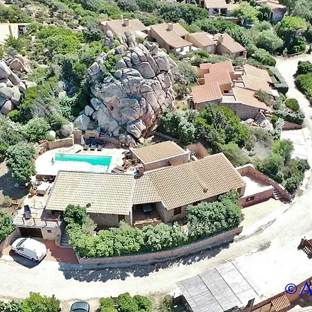 Narciso, Private Pool, A/c, Privacy *