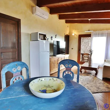 Narciso, Private Pool, A/c, Privacy